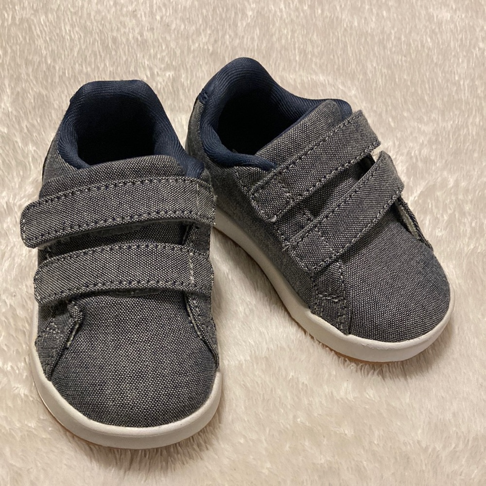 Tucker and Tate shoes